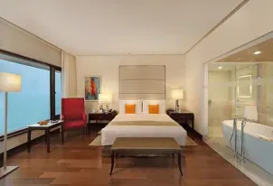 Executive Suite at The Oberoi Mumbai