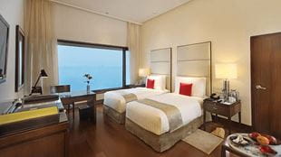 Premier Ocean View Rooms in Mumbai at 5 Star Luxury Hotel The Oberoi Mumbai