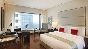 Luxury Room at The Oberoi Mumbai