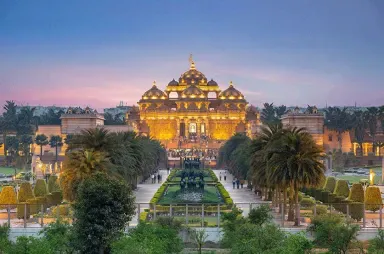 Akshardham Temple in Delhi
