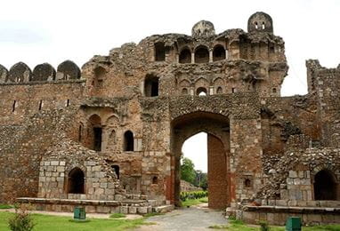 Old Fort Delhi 572 x 390