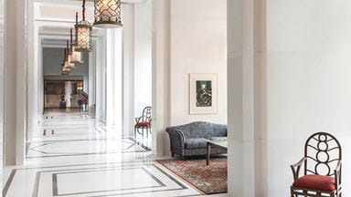 new-delhi-gallery-featured-2-lobby-passage-724x407