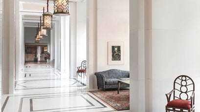 new-delhi-gallery-featured-2-lobby-passage-724x407