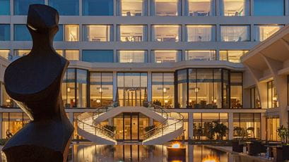 new-delhi-gallery-featured-4-courtyard-724x407
