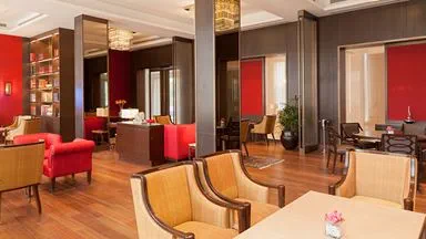 new-delhi-gallery-featured-6-resident-lounge-724x407