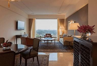 Deluxe Suite, The Oberoi New Delhi