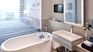 Luxury Room at The Luxury 5 Star Hotel in Delhi, The Oberoi New Delhi