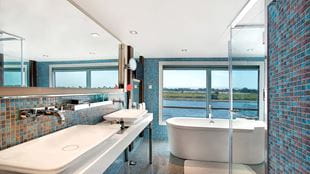 Luxury Suites at 5 Star Cruise The Oberoi Philae Nile Cruiser