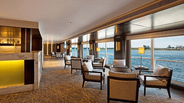 The Bar and Cigar Lounge at The Oberoi Philae Luxury Nile Cruiser