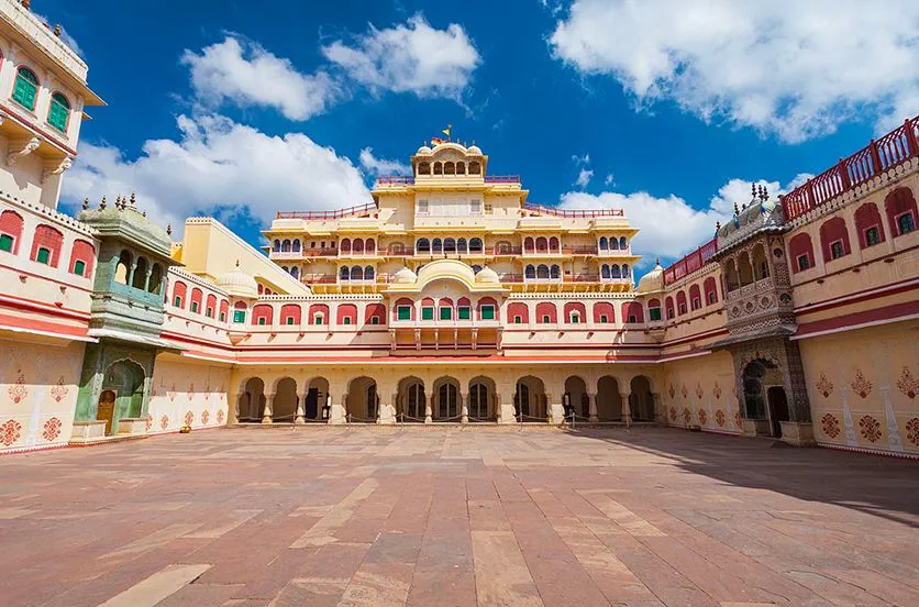 5 Star Hotel in Jaipur, The Oberoi Rajvilas