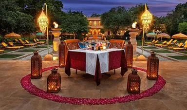Poolside Dinner at The 5 Star Resorts, The Oberoi Rajvilas Jaipur