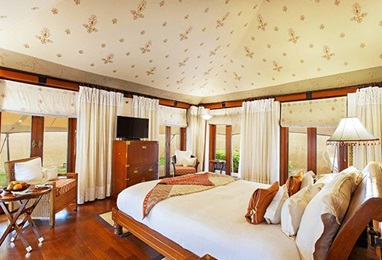 Luxury Tents at 5 Star Resorts in Jaipur, The Oberoi Rajvilas
