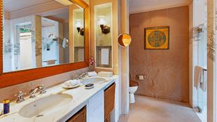 Luxury Villa with Private Pool, The Oberoi Rajvilas Jaipur
