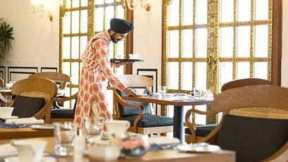 sukhvilas-gallery-featured-15-anant-mahal-service-724x407