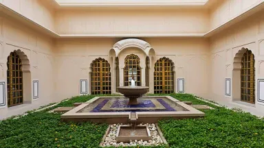 sukhvilas-gallery-featured-9-inner-courtyard-724x407