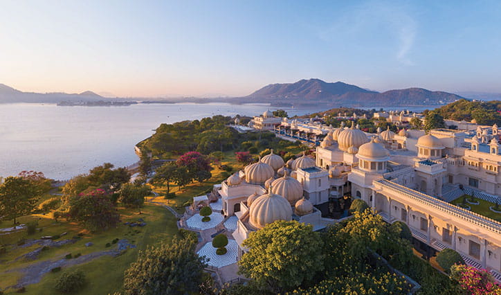 5 Star Hotel In Udaipur Near Lake Pichola | The Oberoi Udaivilas
