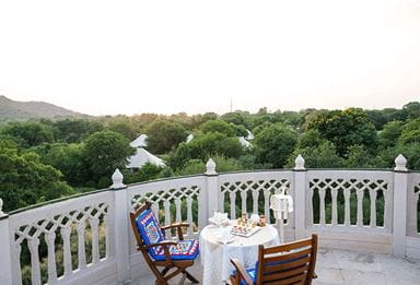 Sundowners at the Observation Tower Experience at The Oberoi Vanyavilas Ranthambhore