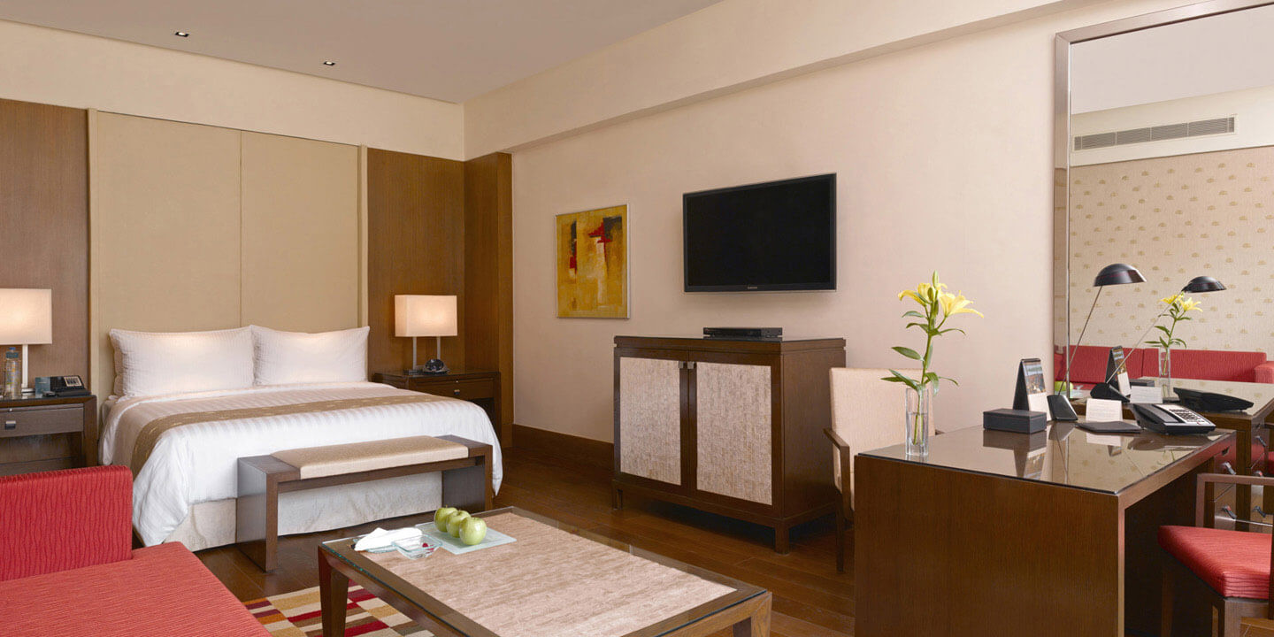 luxury hotel room with garden view the oberoi gurgaon luxury hotel room with garden view the oberoi gurgaon